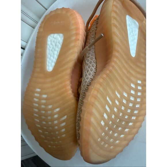 Adidas x Yeezy Men\'s Boost 350 V2 Light Active Athletic Sneakers Clay Size 5.5 main image 5